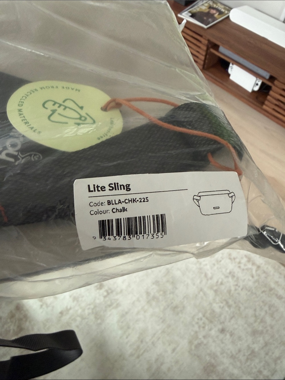 Bellroy Lite Sling - Picture 2 of 2